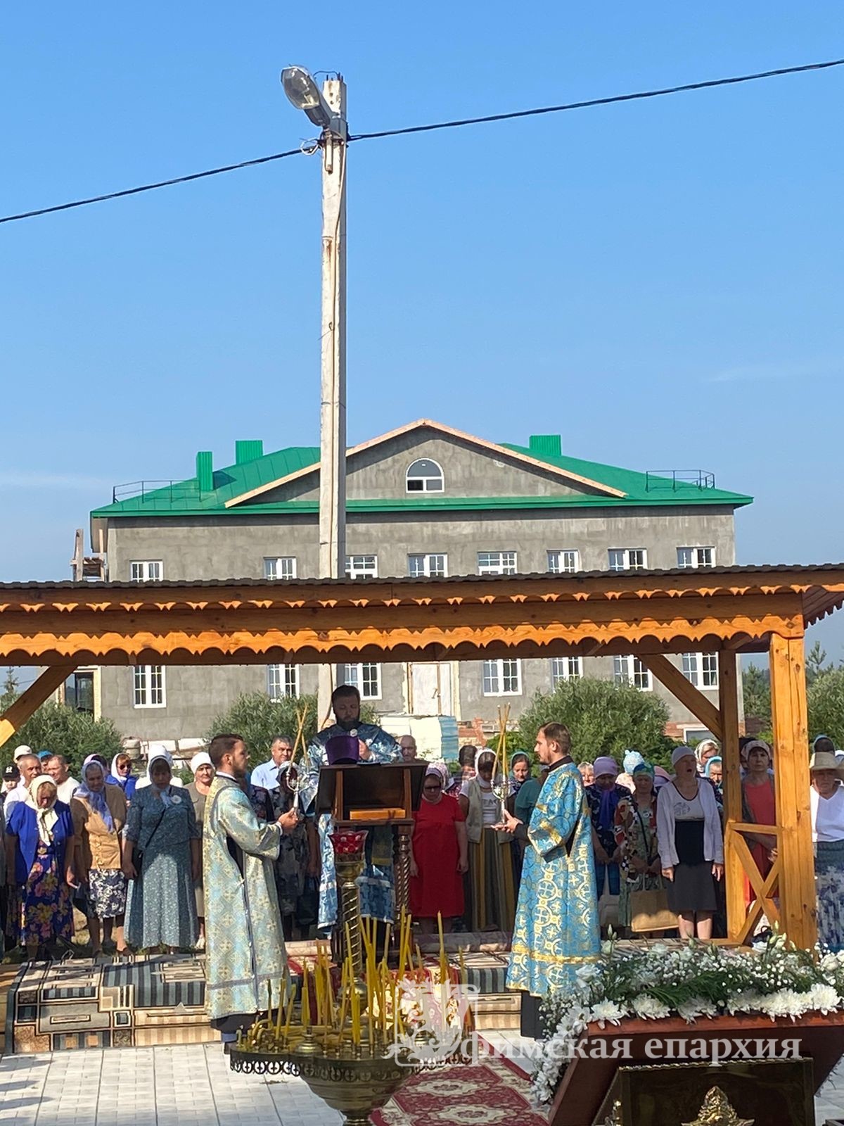 Архиерейское богослужение в день в праздник Смоленской (Бугабашской) иконы Божией Матери: фото 5