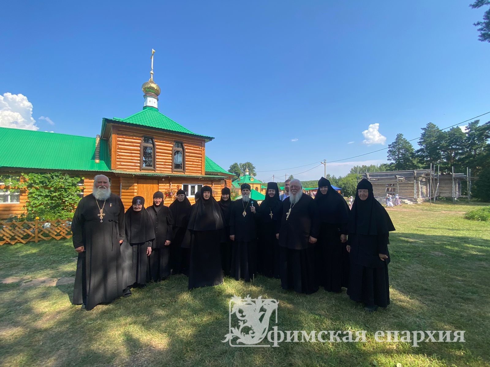 Архиерейское богослужение в день в праздник Смоленской (Бугабашской) иконы Божией Матери: фото 11