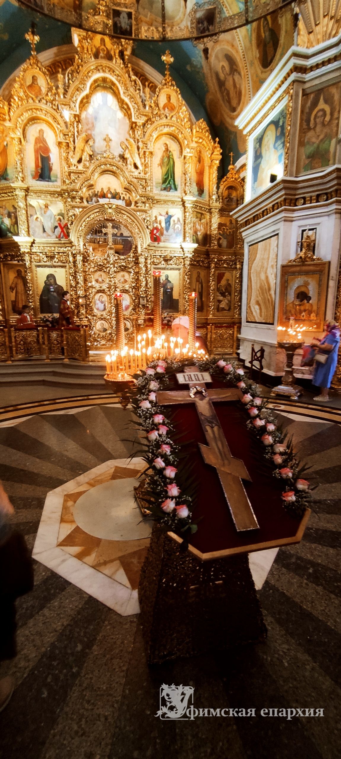 Служение митр.Никона в праздник Происхождения Честных Древ Креста Господня: фото 5