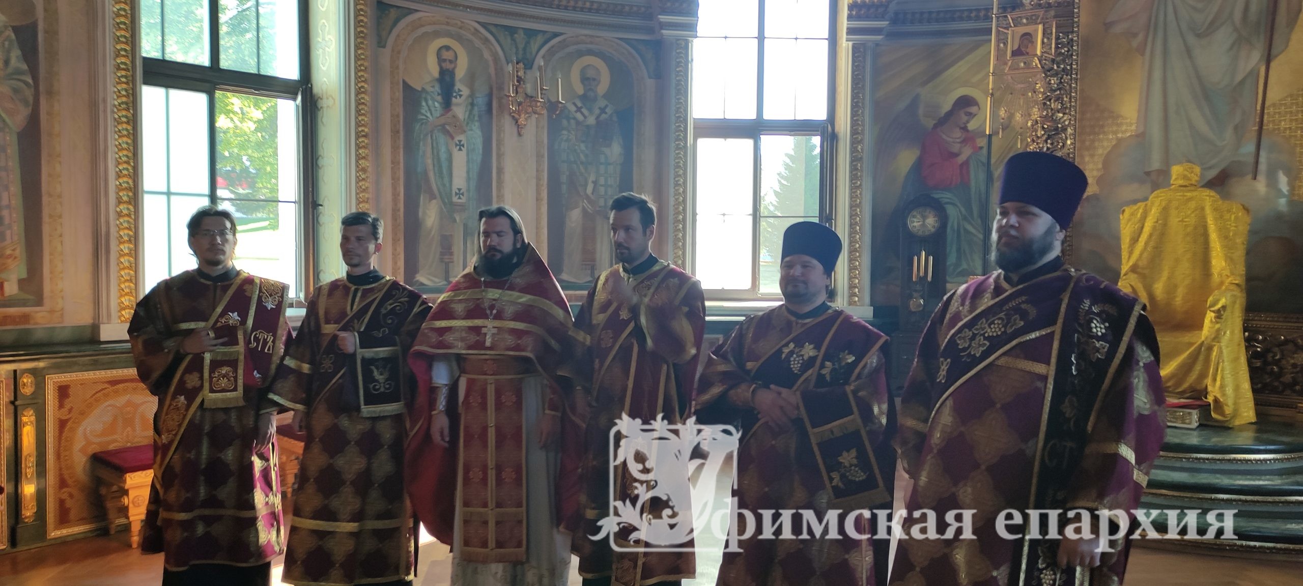 Служение митр.Никона в праздник Происхождения Честных Древ Креста Господня: фото 12