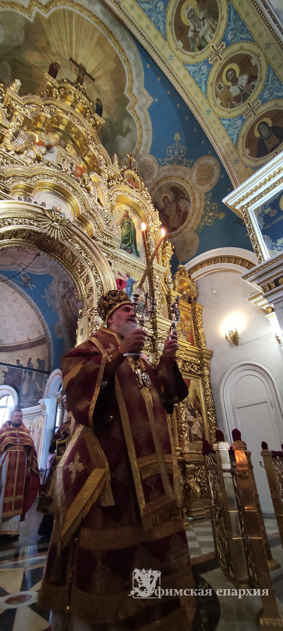 Служение митр.Никона в праздник Происхождения Честных Древ Креста Господня: фото 13