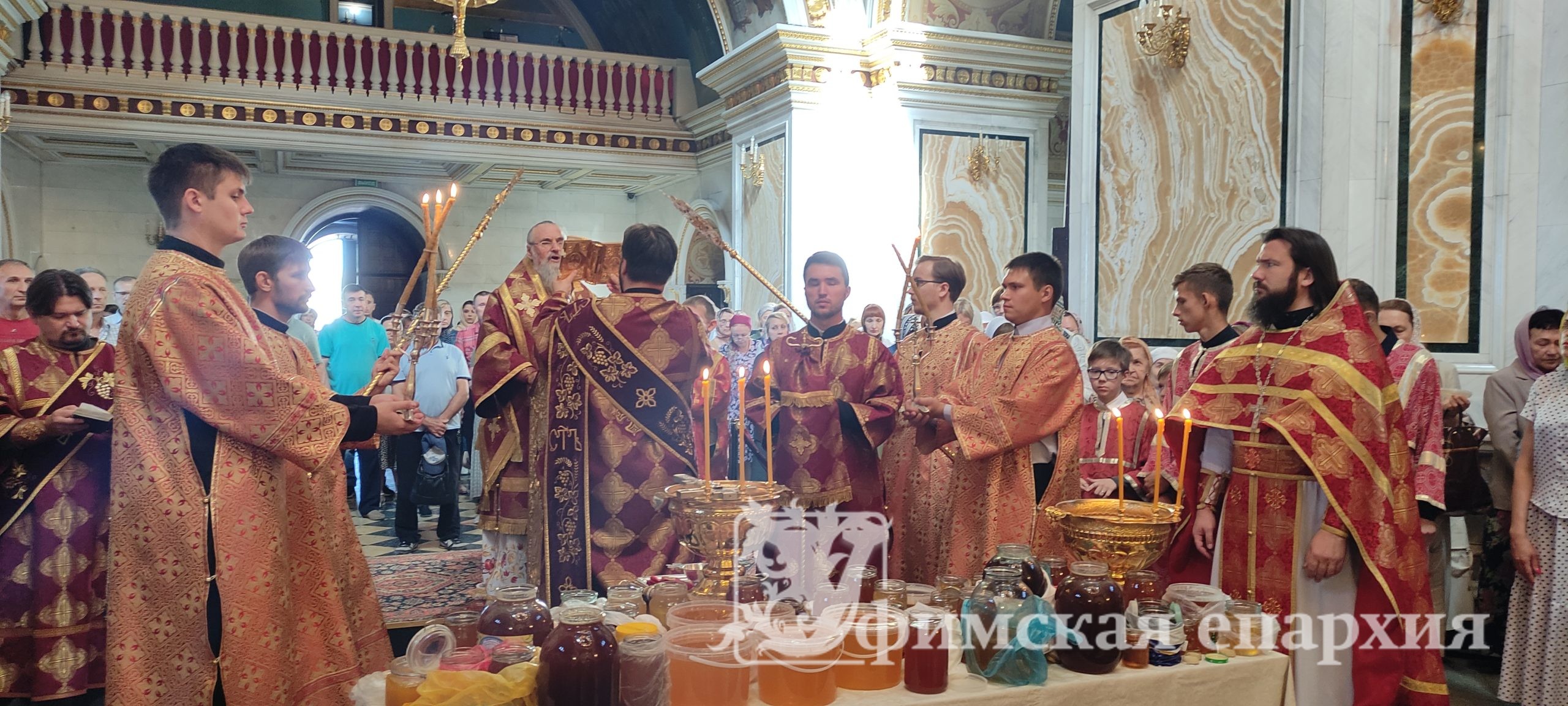Служение митр.Никона в праздник Происхождения Честных Древ Креста Господня: фото 43
