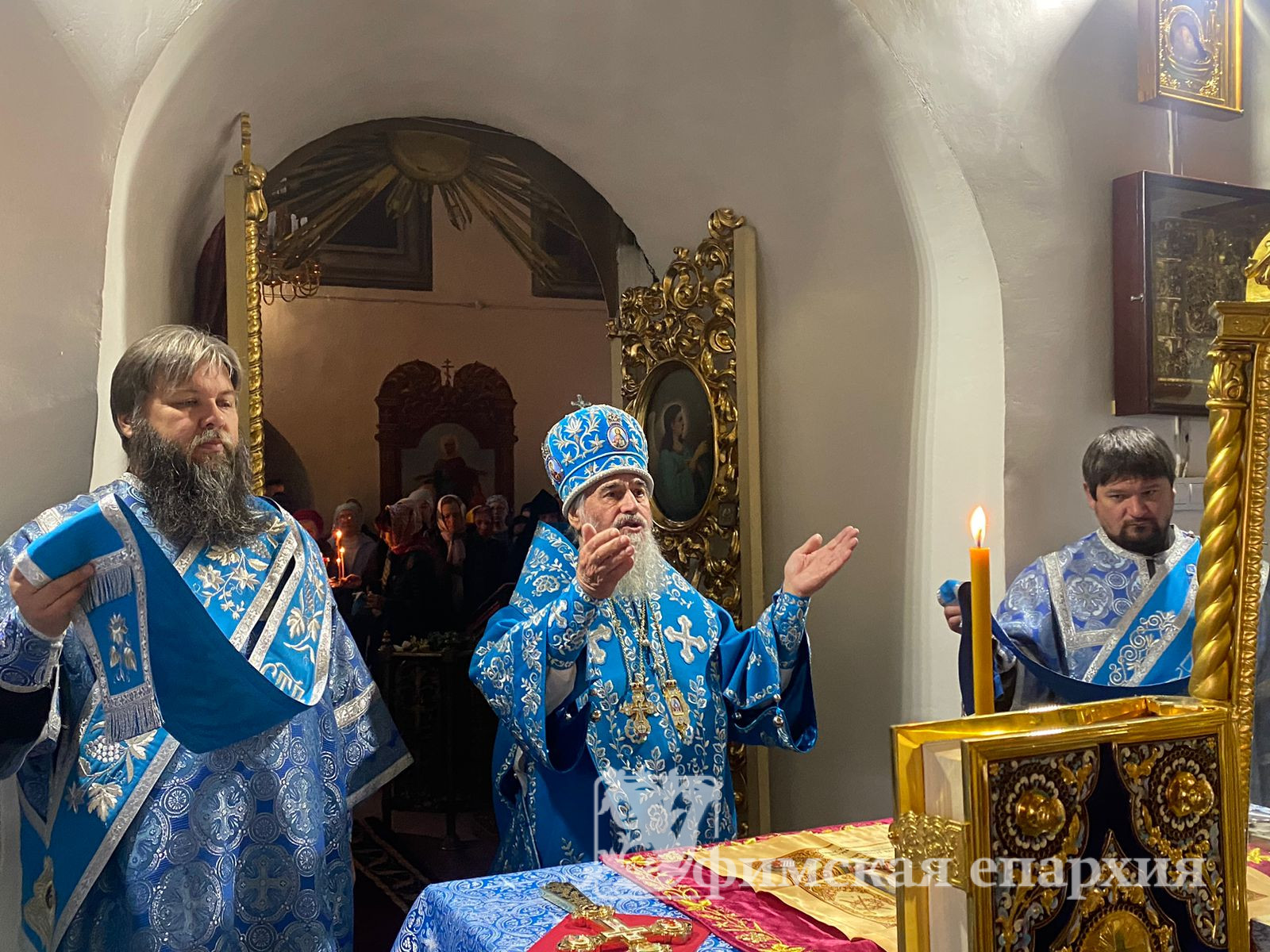 Служение митр.Никона в великий праздник Покрова Пресвятой Богородицы: фото 5